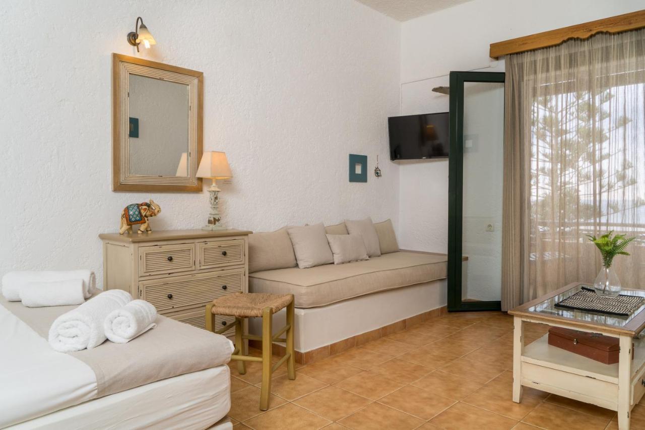 Villa Plori Makrýgialos エクステリア 写真