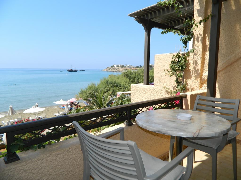 Villa Plori Makrýgialos エクステリア 写真
