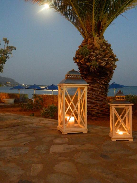 Villa Plori Makrýgialos エクステリア 写真